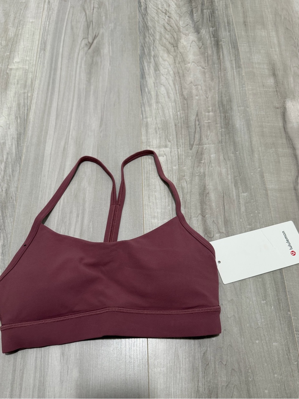 Lululemon flow y bra nulu